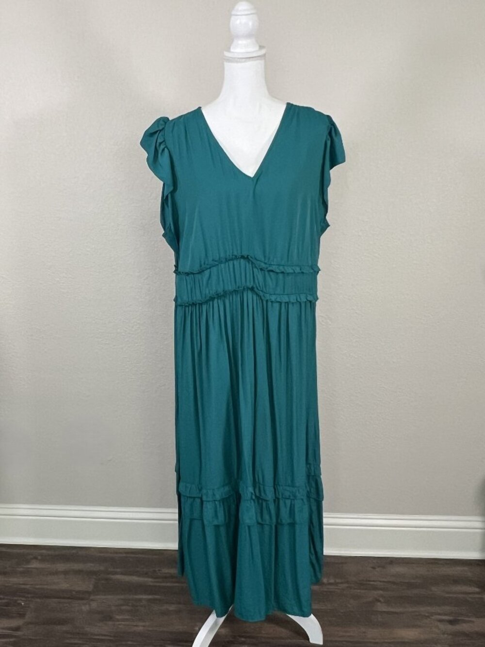 Knox Rose Teal V‑Neck Tiered Midi Dress - Picture 2 of 9